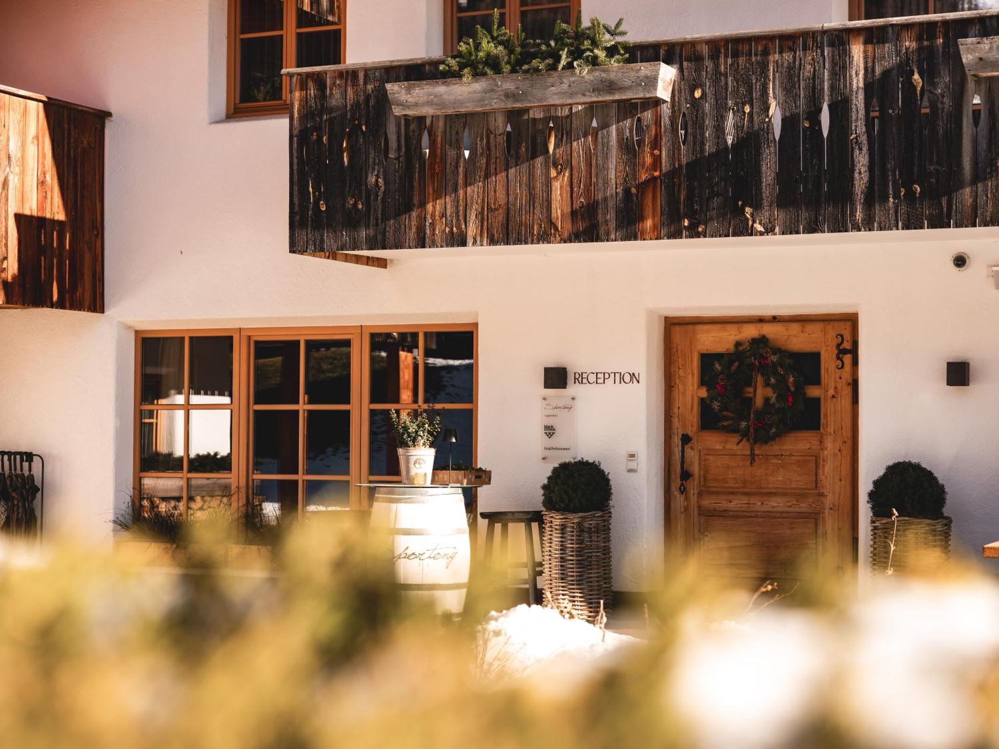 Sportony Mountain Lodges La Villa  Exterior foto